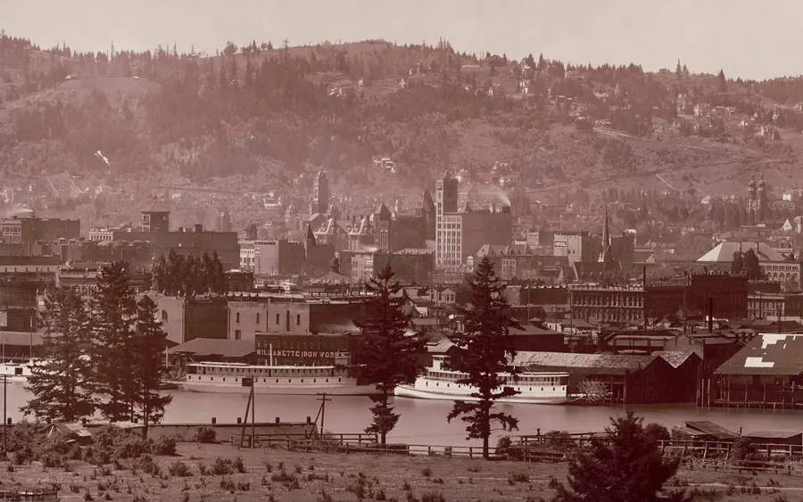 Streets of Happy Valley, OR, in Clackamas County